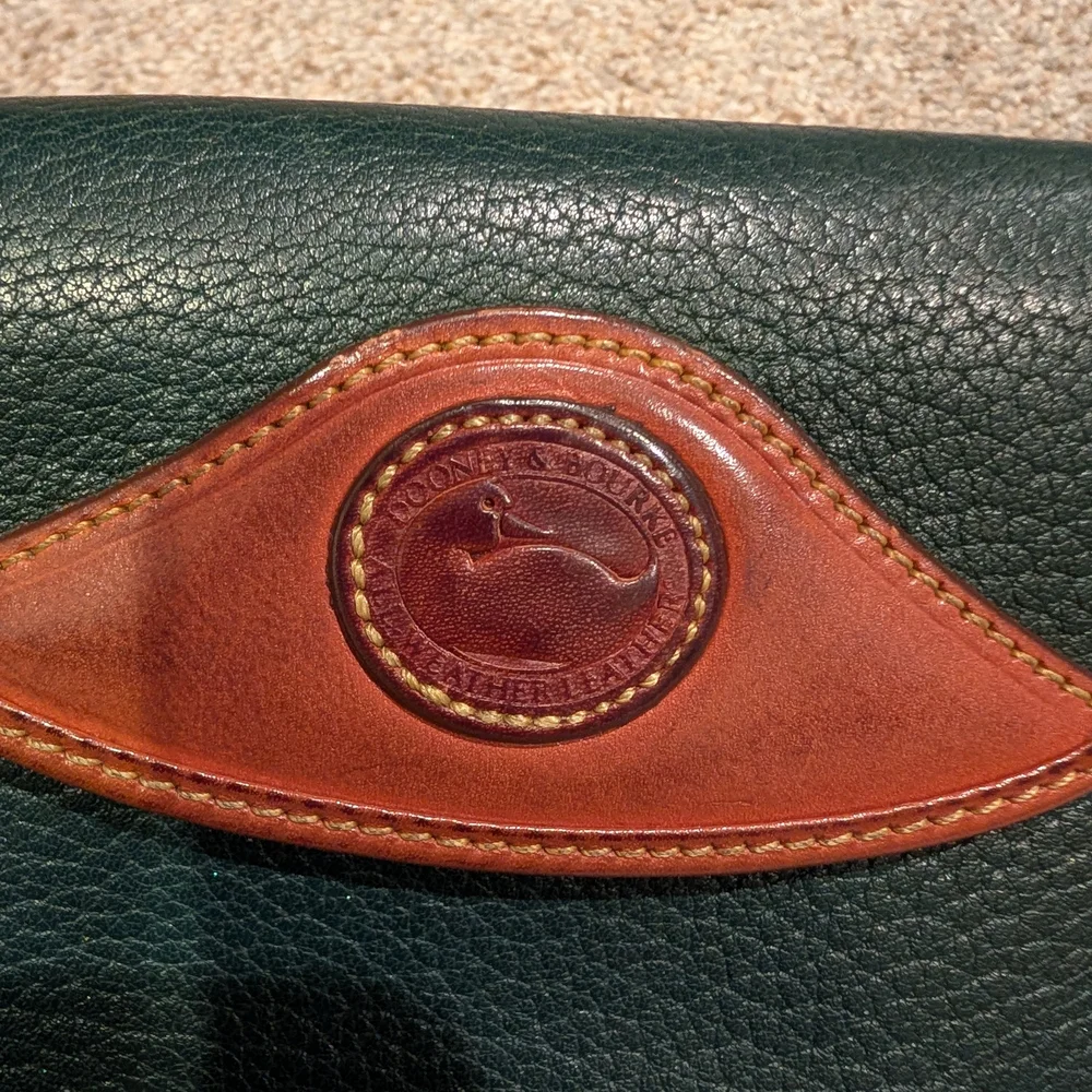 Dooney & Bourke Green and Tan Leather Wallet - Picture 2 of 7